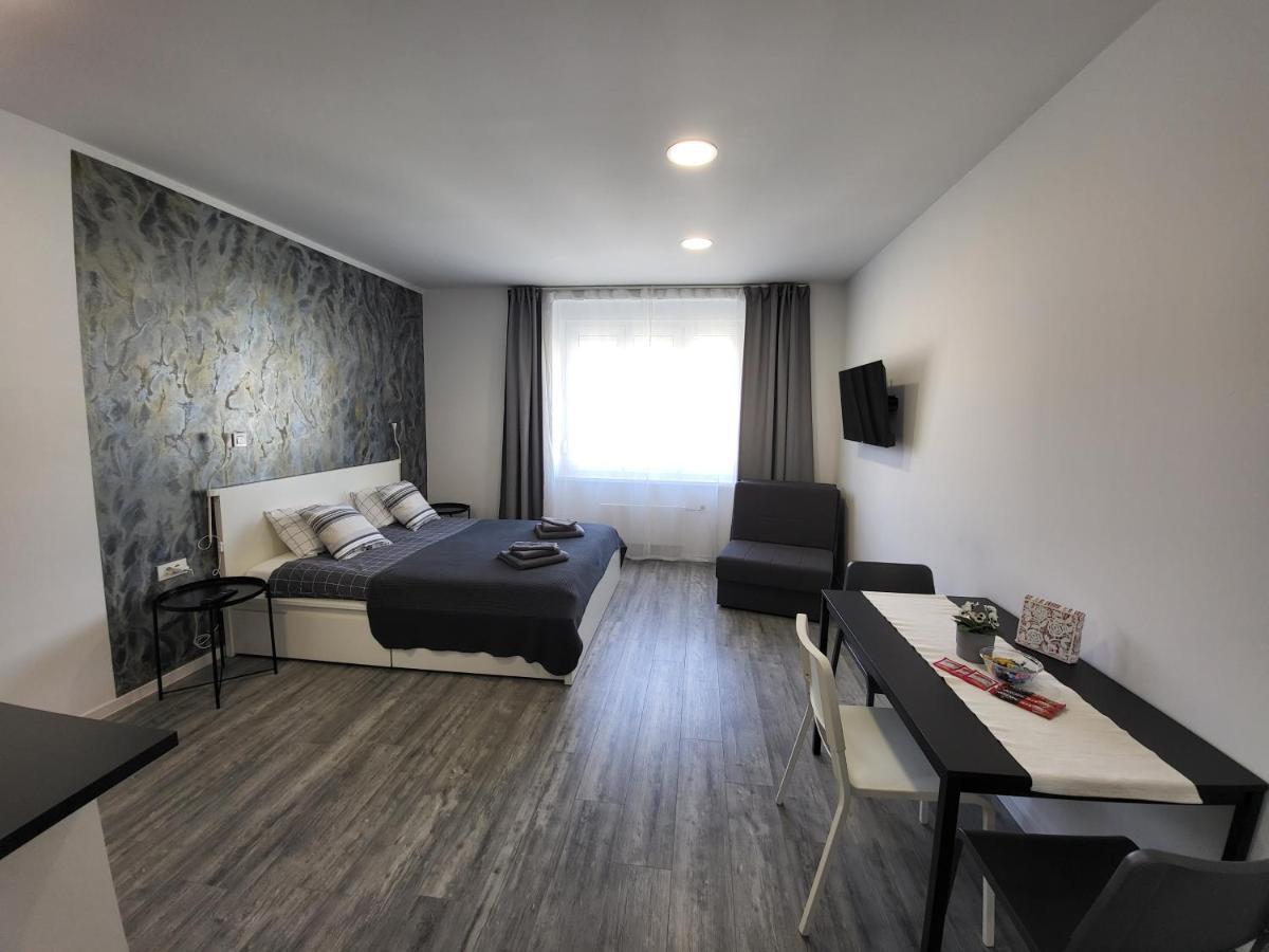 Apartmani Karlo Загреб Экстерьер фото